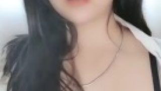 Vera Hot Mom Live Seksi di Apk Mango