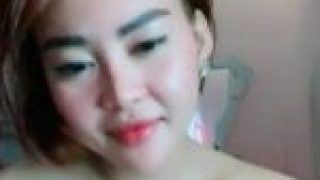 Tante Kina Montok belahan dada mulus