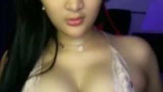 Violine Sexy Coba Remas Toket Desah Tipis2