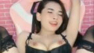 Monica seneng banget memek geter squirt