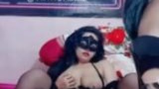 Tante Tania HoneyLive