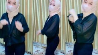 Tika Ukhti Cantik Goyang Ebot Transparan